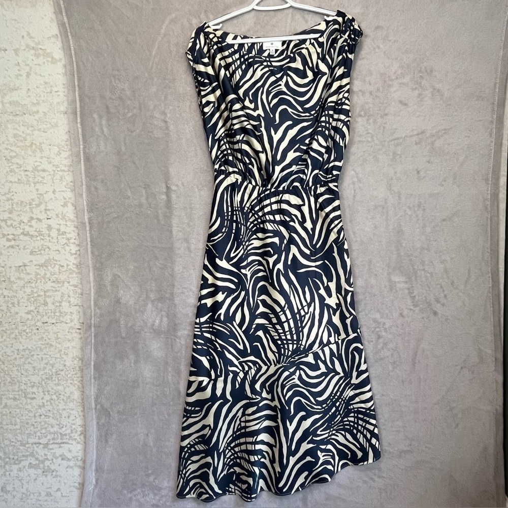 Socialite Midi Dress Blue Cream Geometric Print Bias Cut Size 8 Asymmetric Hem